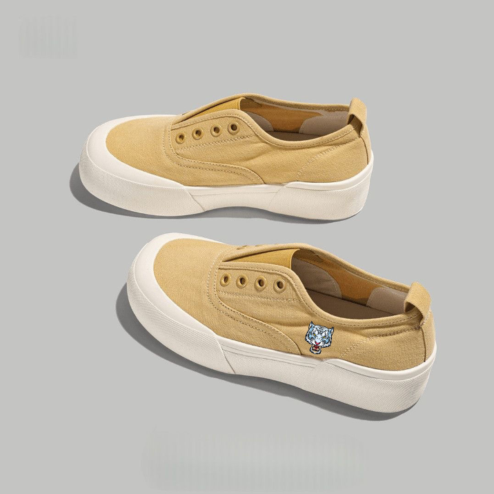 White Tiger - Badge Platform Slip - Ons